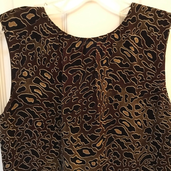 Tory Burch Animal pint sleeveless shell; size 2 - Picture 4 of 5
